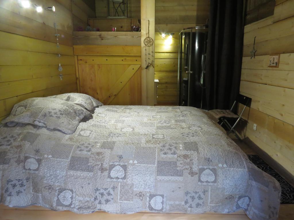 B&B Mas Les Lecques Beaucaire  Luaran gambar