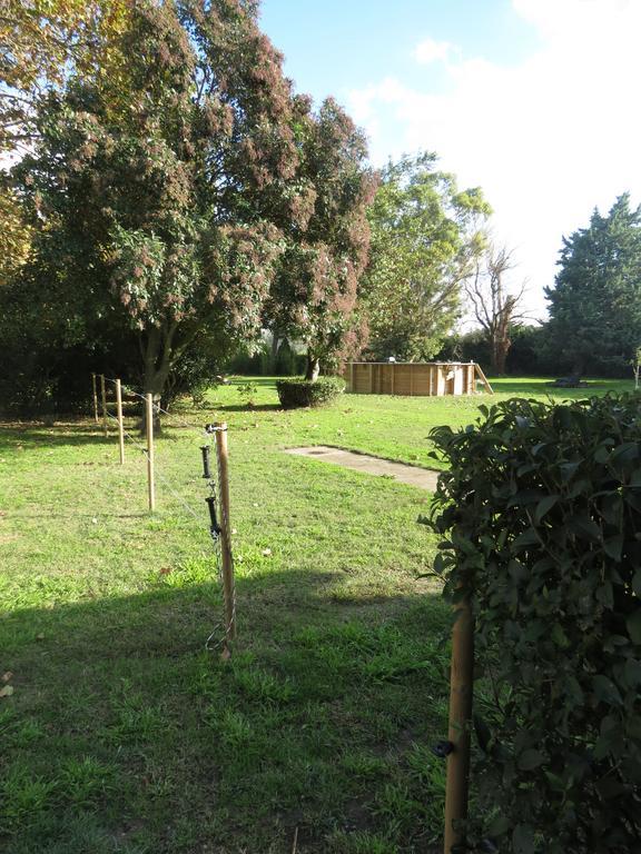 B&B Mas Les Lecques Beaucaire  Luaran gambar