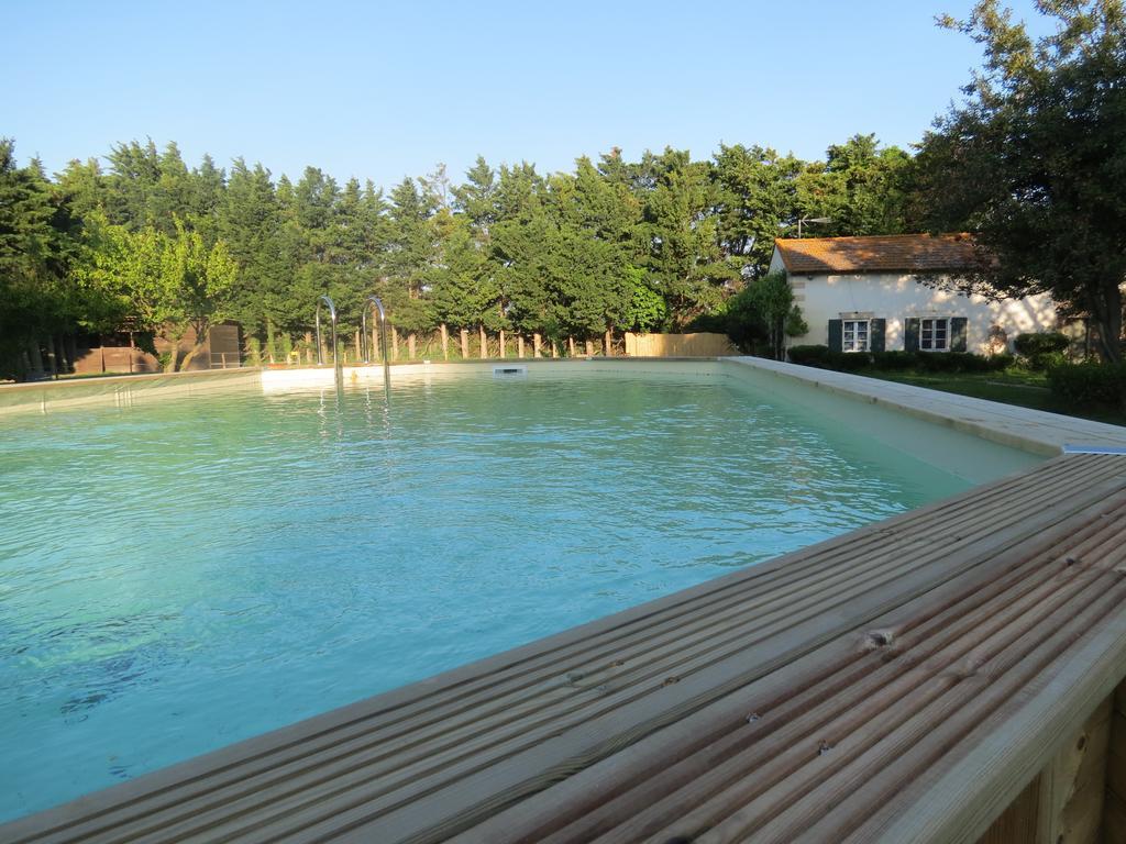 B&B Mas Les Lecques Beaucaire  Luaran gambar
