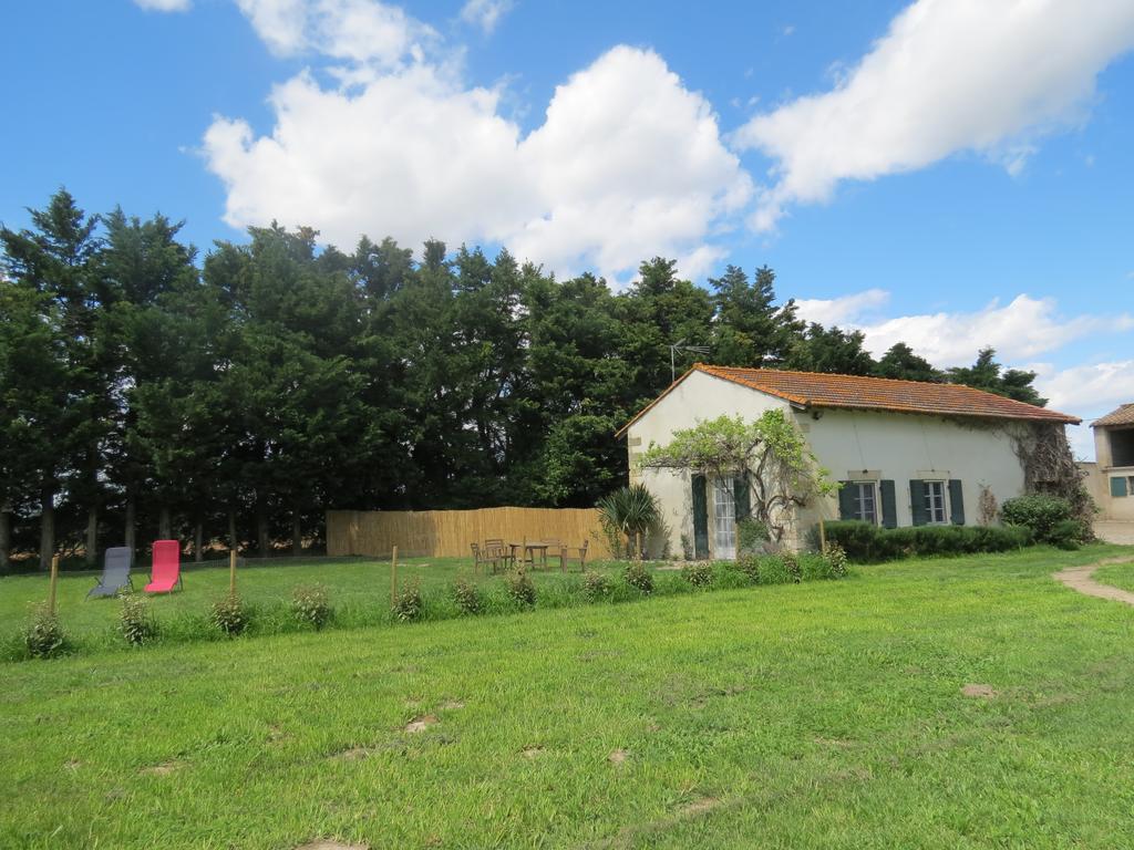 B&B Mas Les Lecques Beaucaire  Luaran gambar